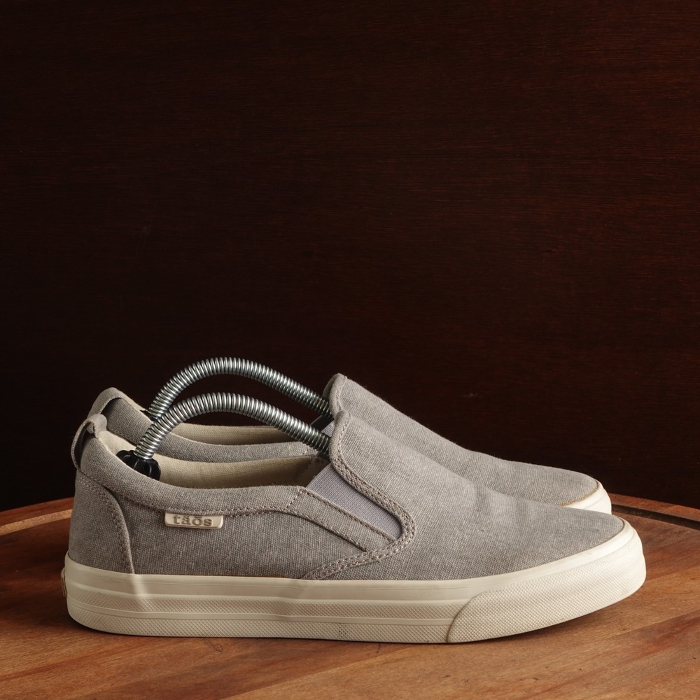 Taos Sneakers Women SZ 7.5 Gray Rubber Soul Comfort Walking Neutral Casual Shoes